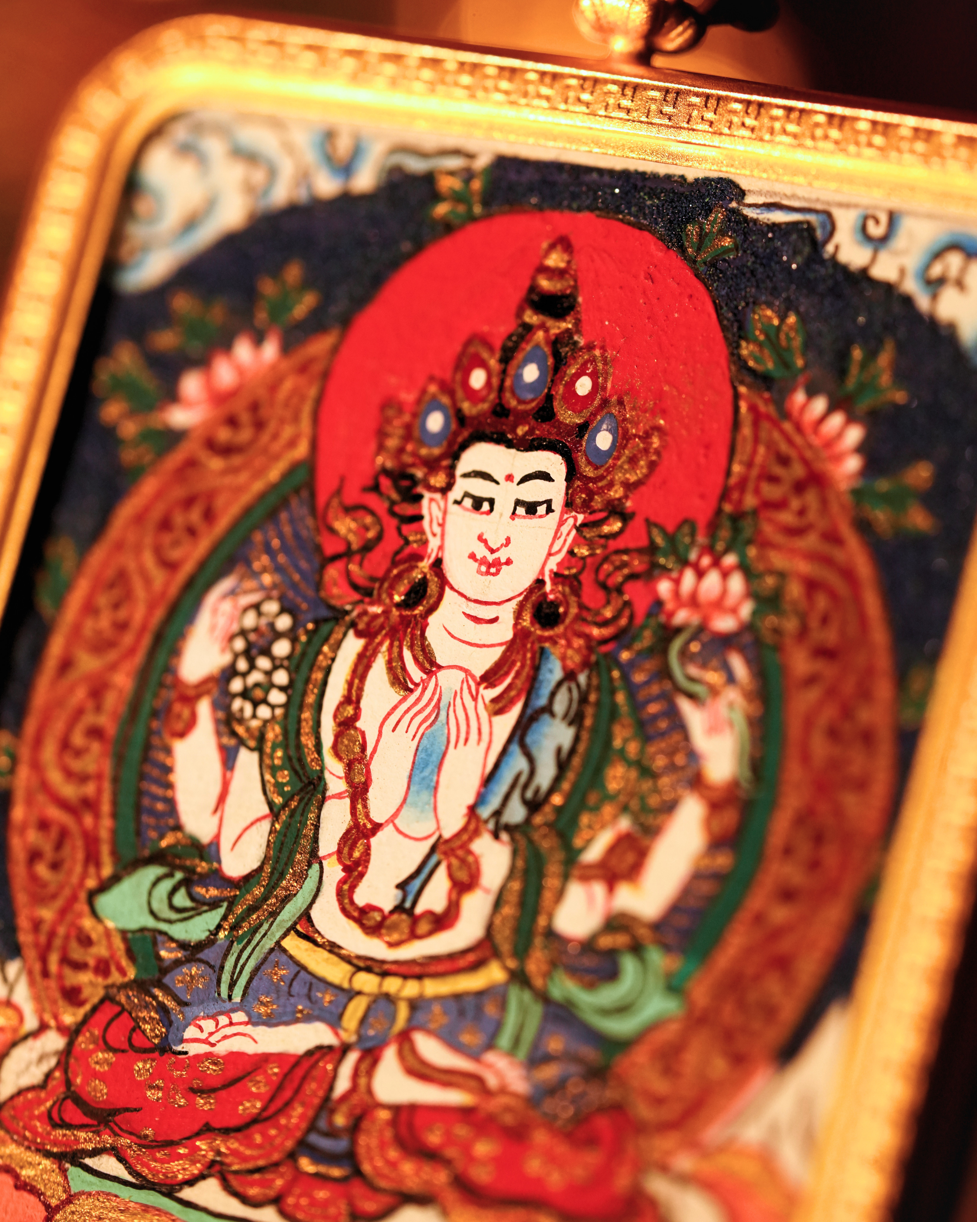 Four-Armed Avalokiteshvara Pendant — Lapis Cloud Edition