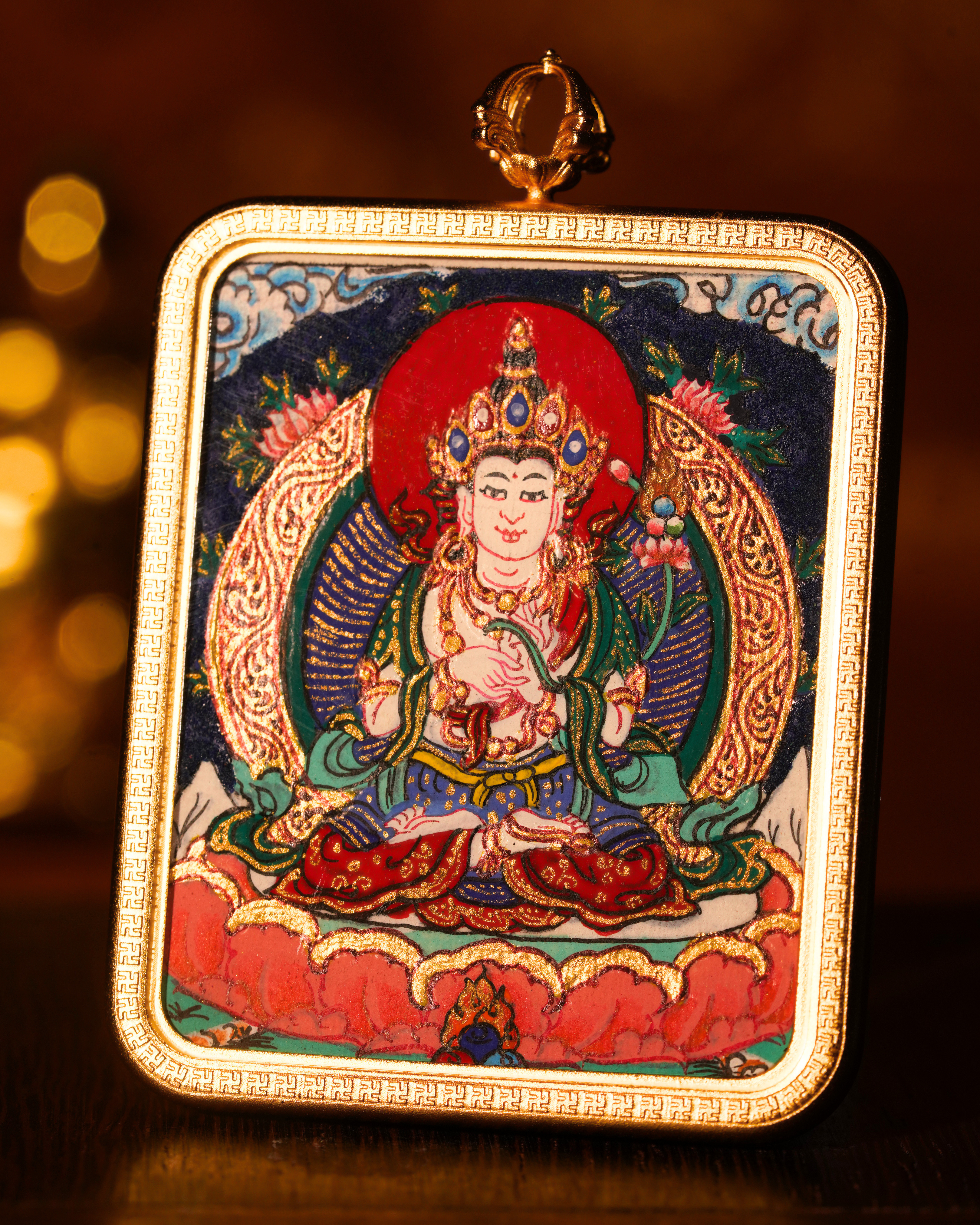 Mahāsthāmaprāpta Pendant — Lapis Cloud Edition